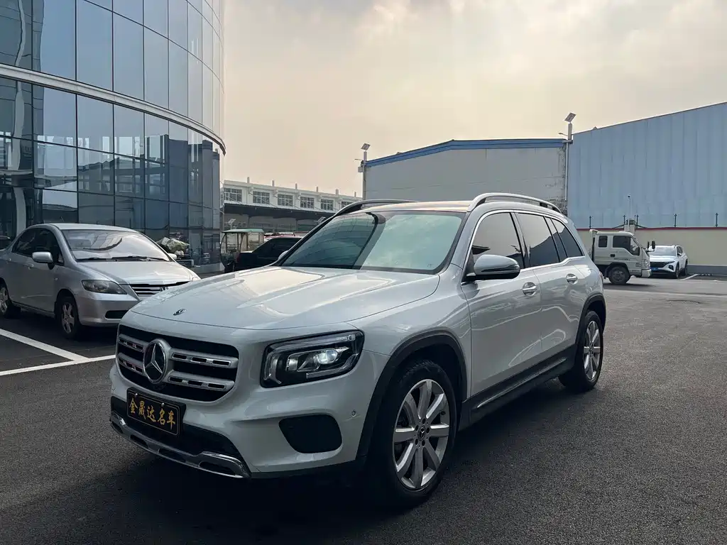 Mercedes-Benz GLB