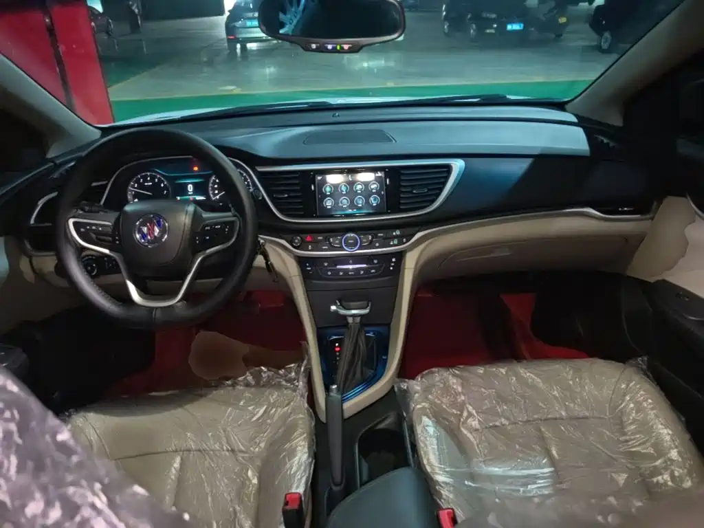 Buick Excelle — миниатюра 10