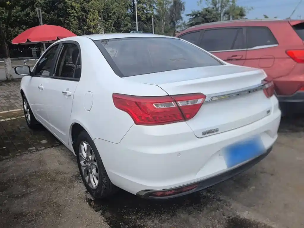 Geely Vision — миниатюра 5