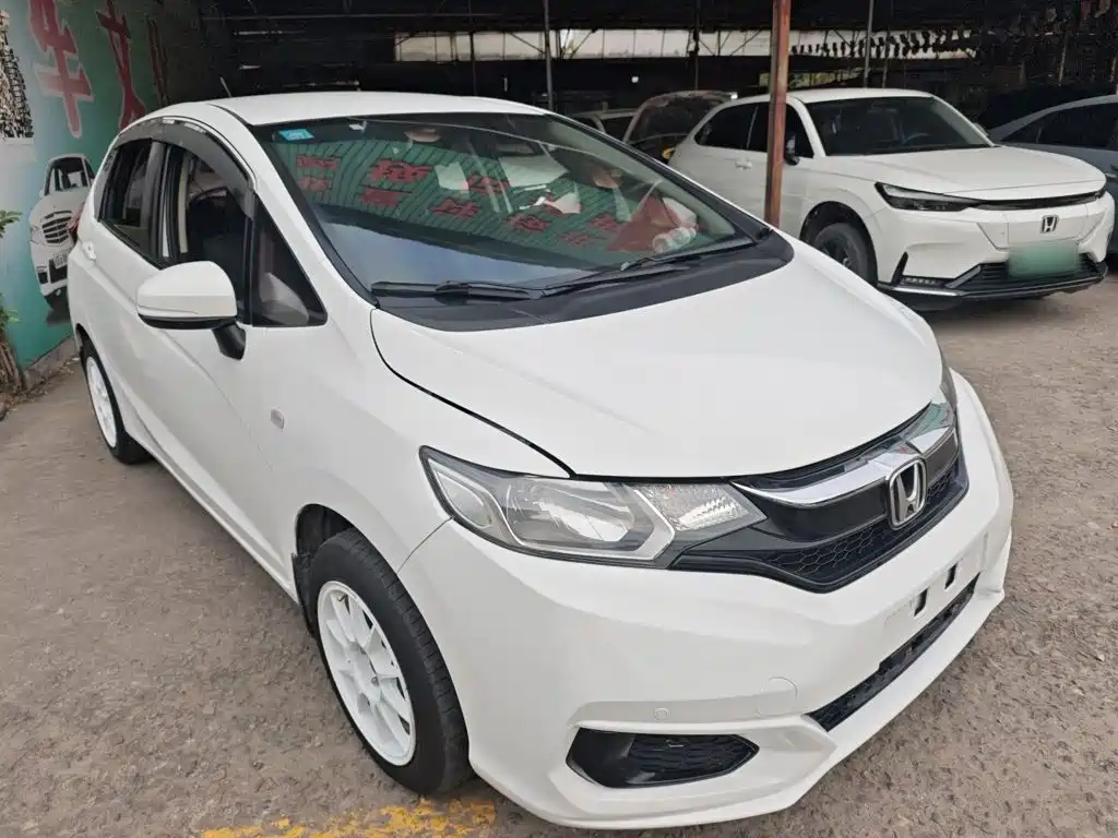Honda Fit — миниатюра 4