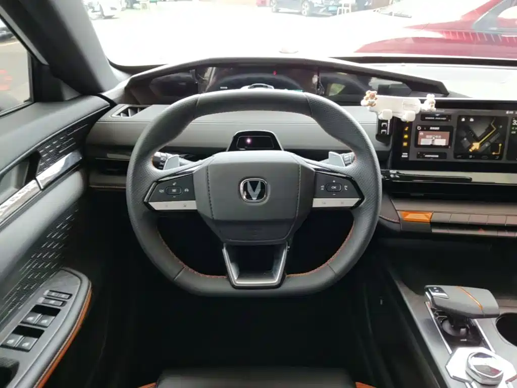 Changan UNI-V — миниатюра 11