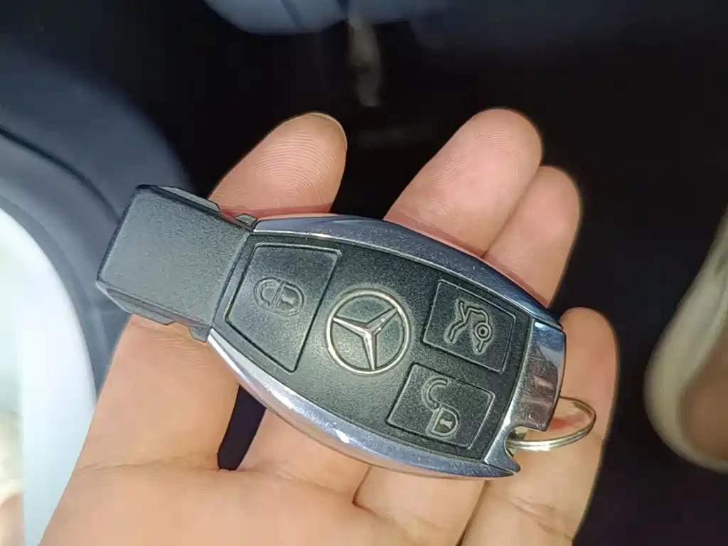 Mercedes-Benz C-Class (Import) — миниатюра 9