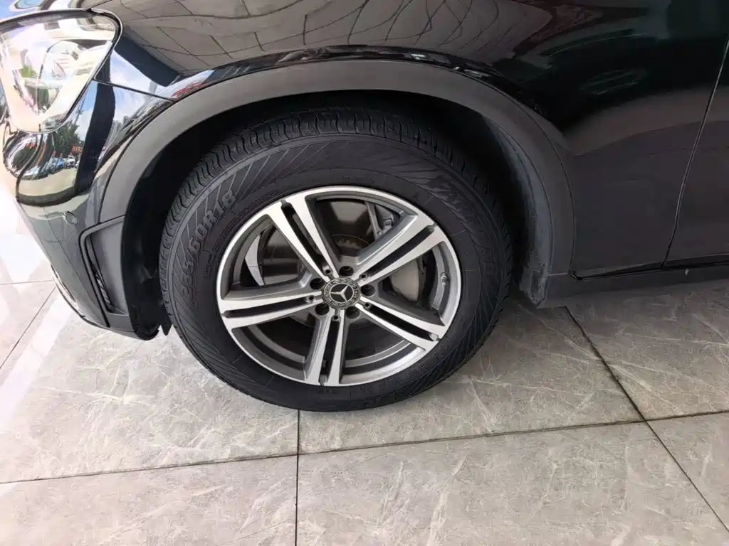 Mercedes-Benz GLC — миниатюра 23