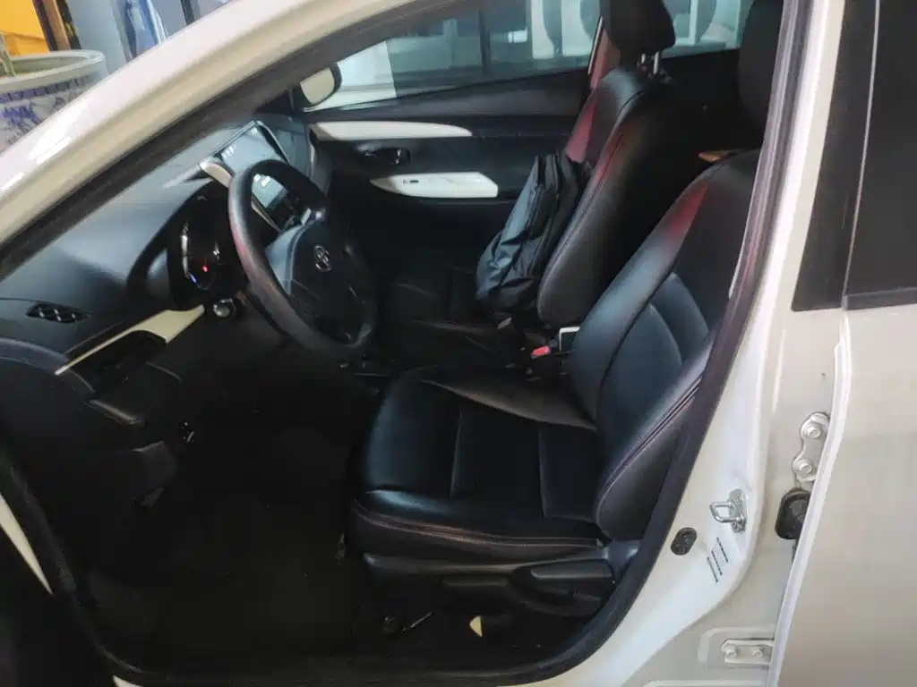 Toyota Vios FS — миниатюра 15