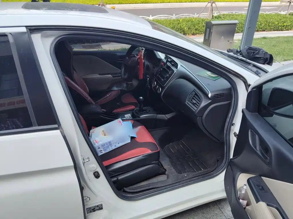 Honda City — миниатюра 18