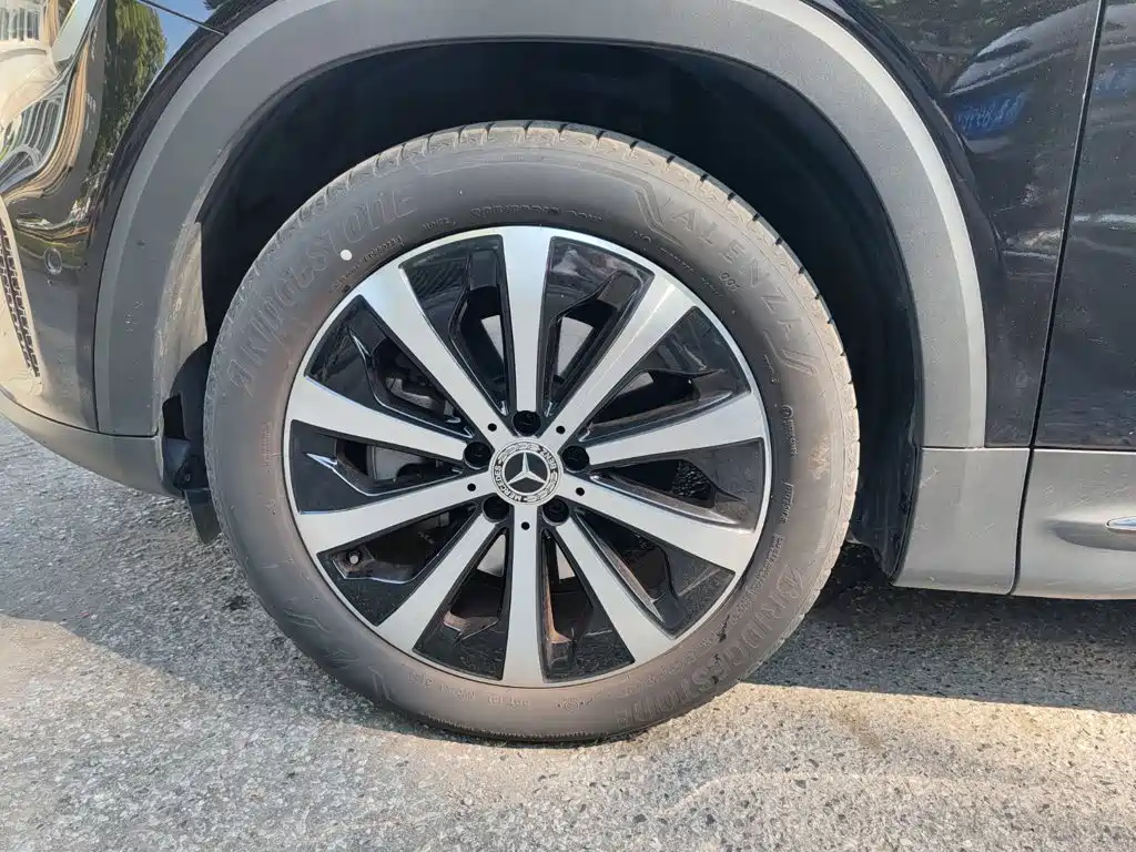 Mercedes-Benz GLB — миниатюра 15