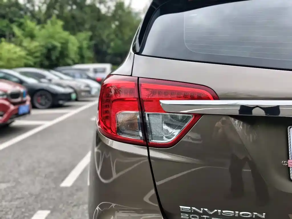 Buick Envision Plus — миниатюра 30