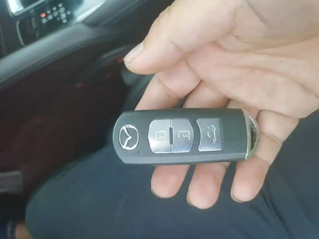 Mazda Atenza — миниатюра 9