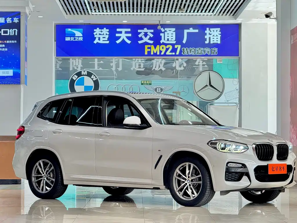 BMW X3 — миниатюра 3