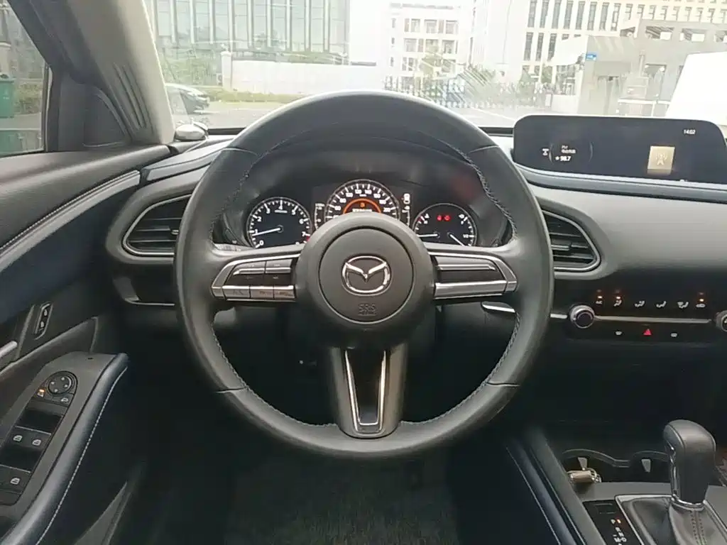 Mazda CX-30 — миниатюра 11
