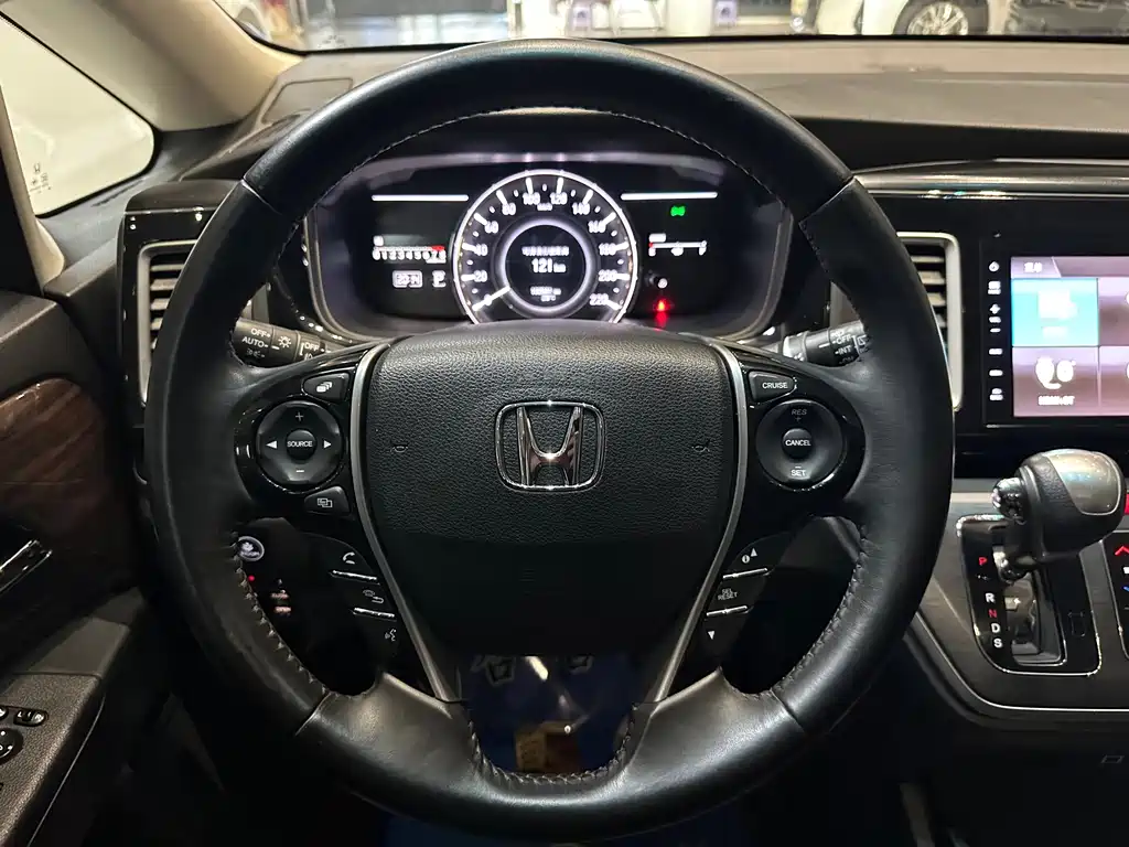 Honda Elysion — миниатюра 11