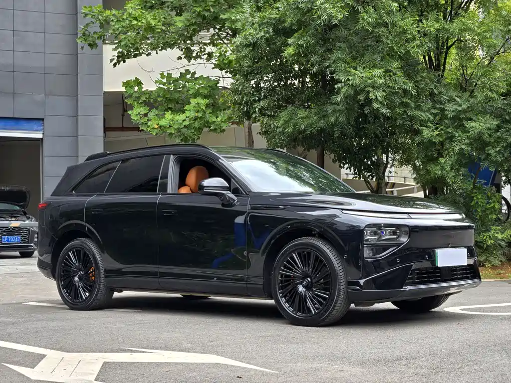 XPeng G9 — миниатюра 3