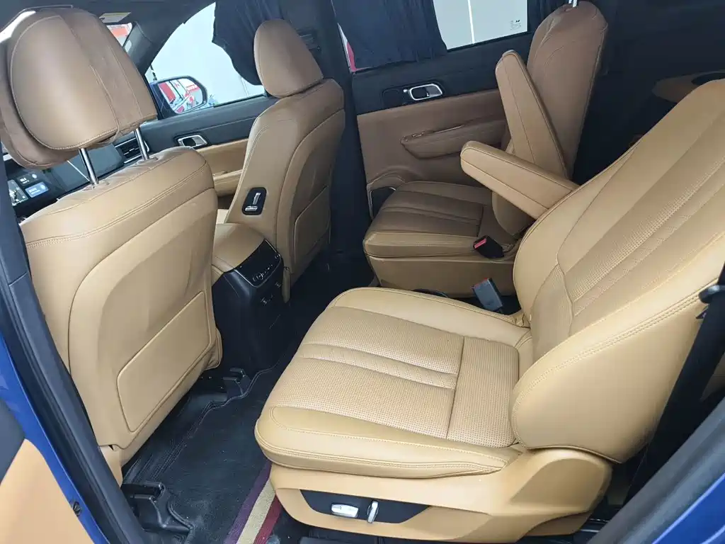 Li Auto Li ONE — миниатюра 10