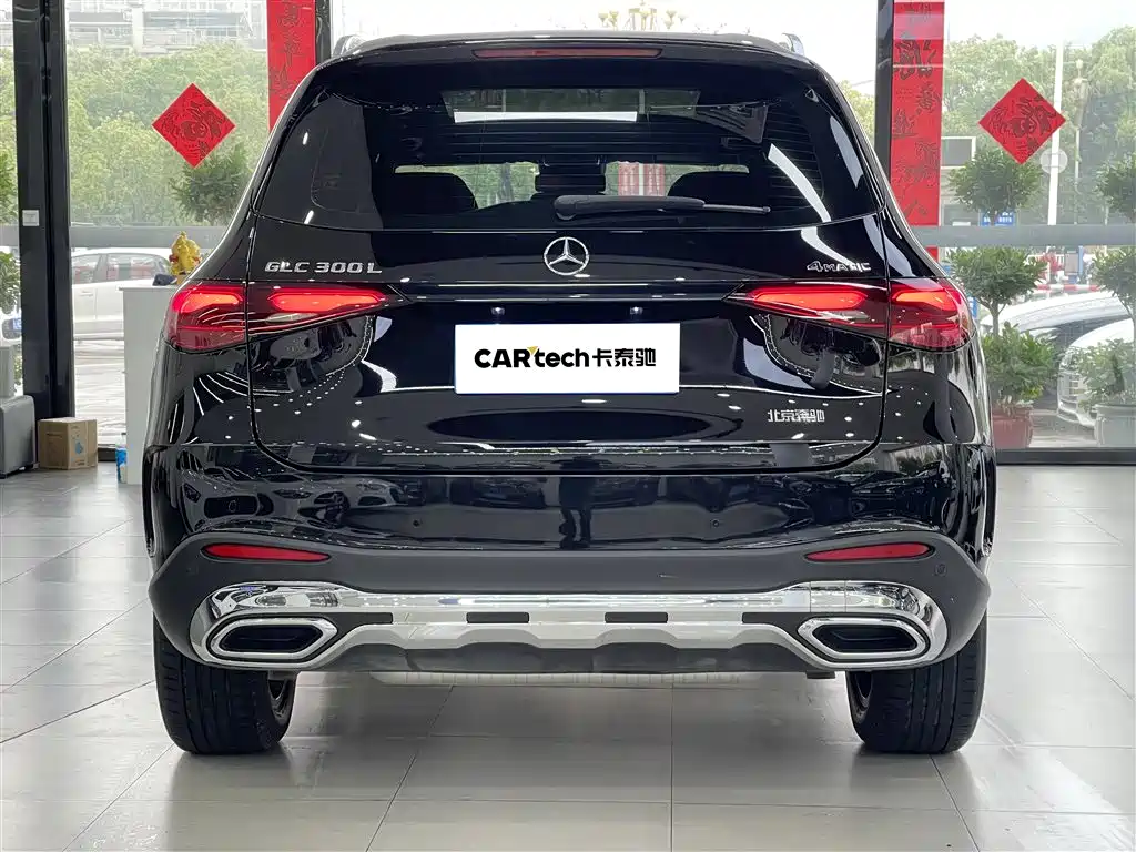 Mercedes-Benz GLC 2023 GLC 300 L 4MATIC 7 мест