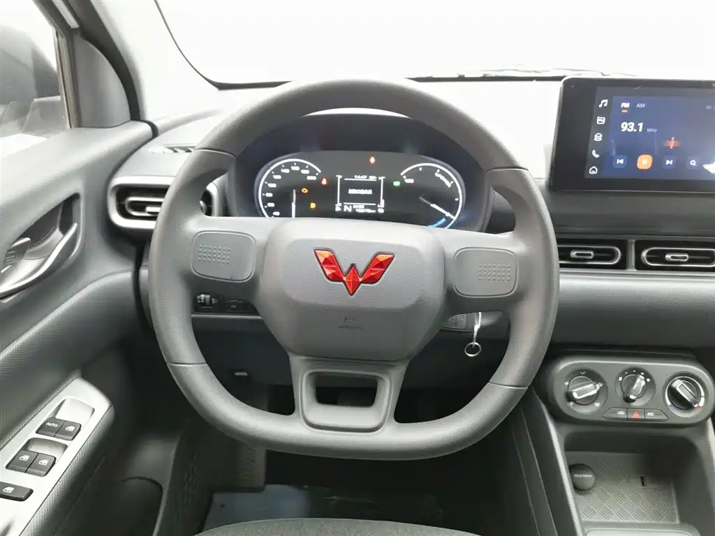 WULING WULING HONGGUANG NEW ENERGY