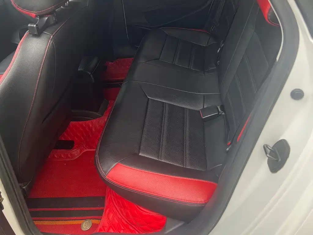 Volkswagen Polo — миниатюра 11