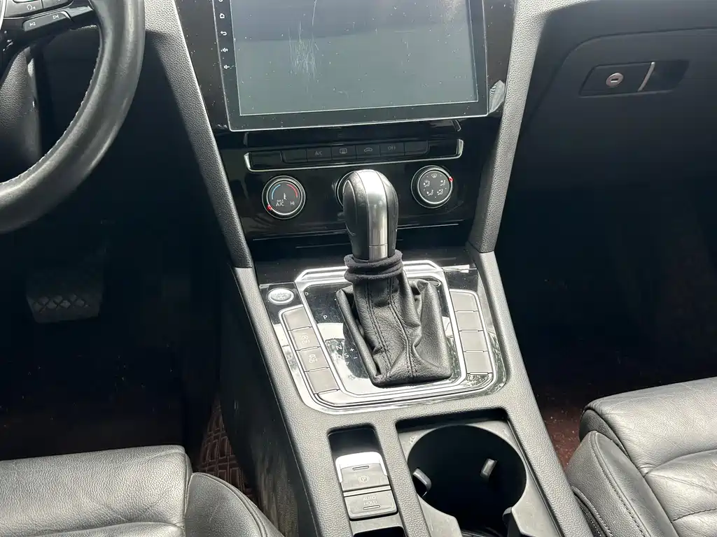 Volkswagen Magotan — миниатюра 14