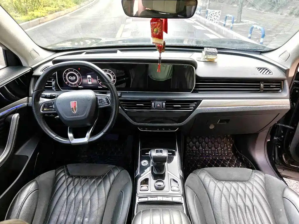 Hongqi HS5 2022 2.0T