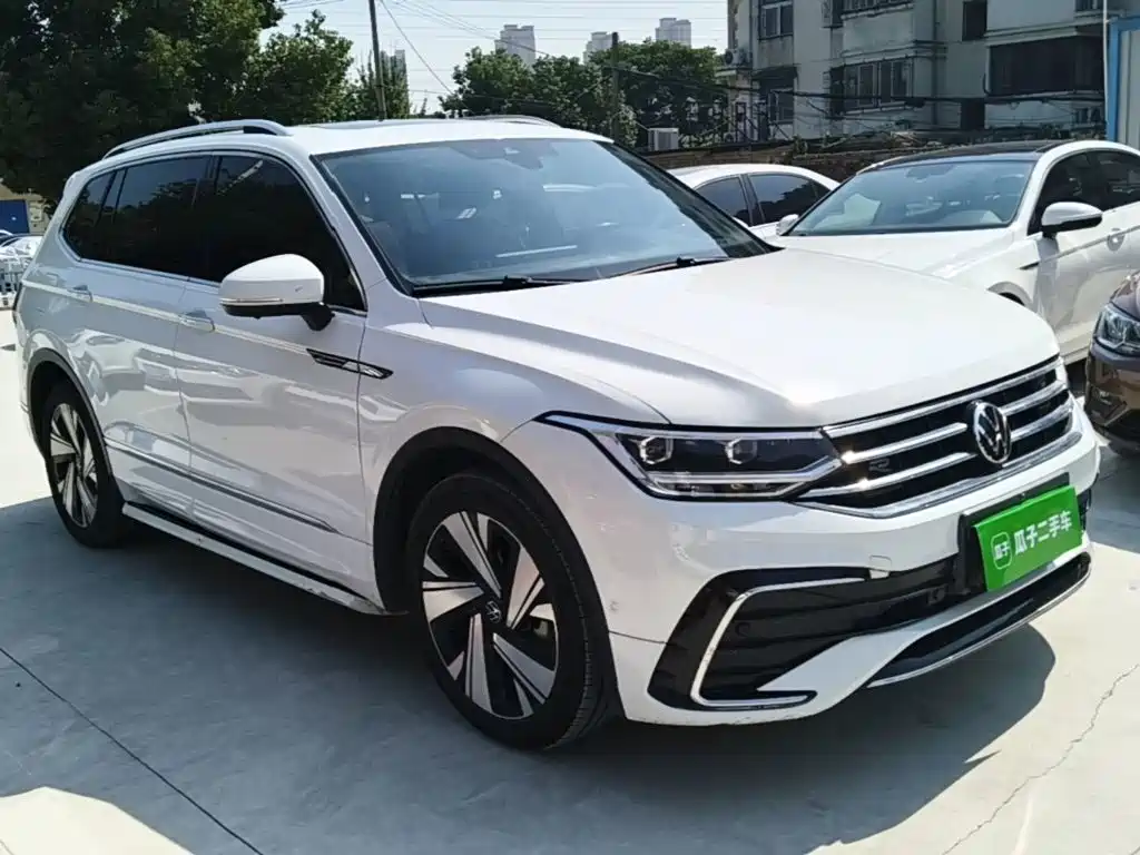 Volkswagen Tiguan L — миниатюра 4