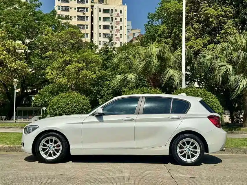BMW 1 Series (Import) — миниатюра 5