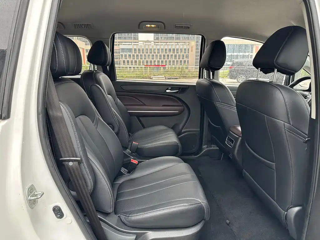 GAC Motor Trumpchi M6 — миниатюра 20