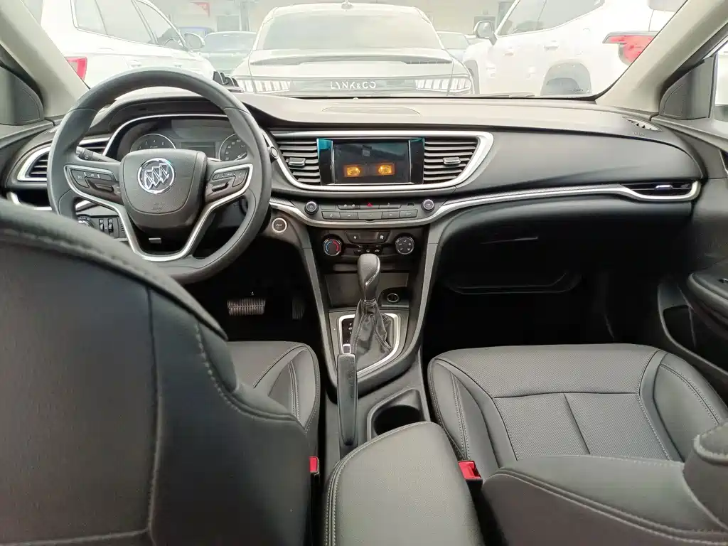 Buick Excelle — миниатюра 7