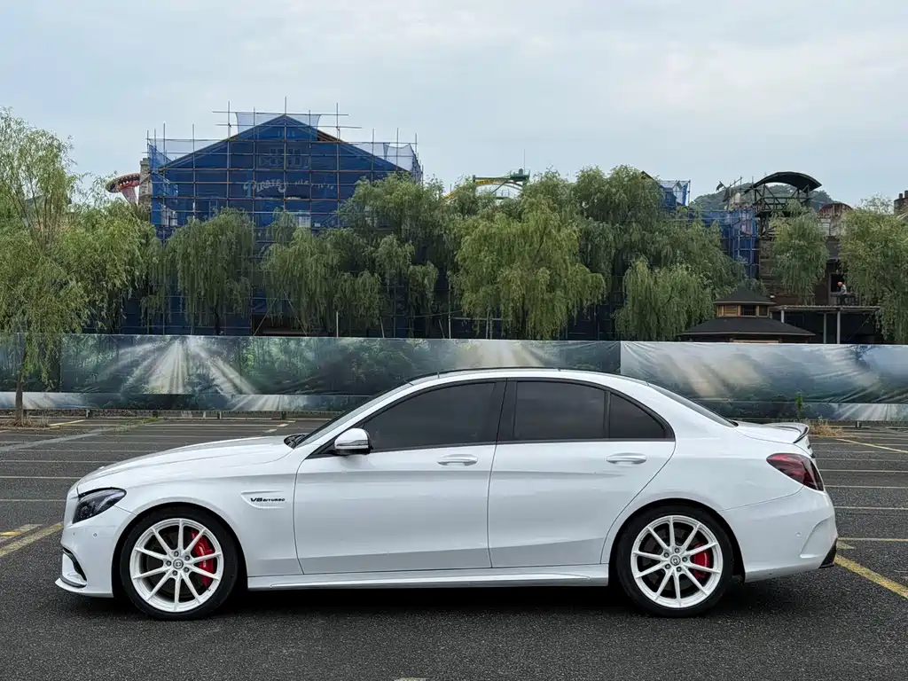 Mercedes-Benz C-Class AMG — миниатюра 6