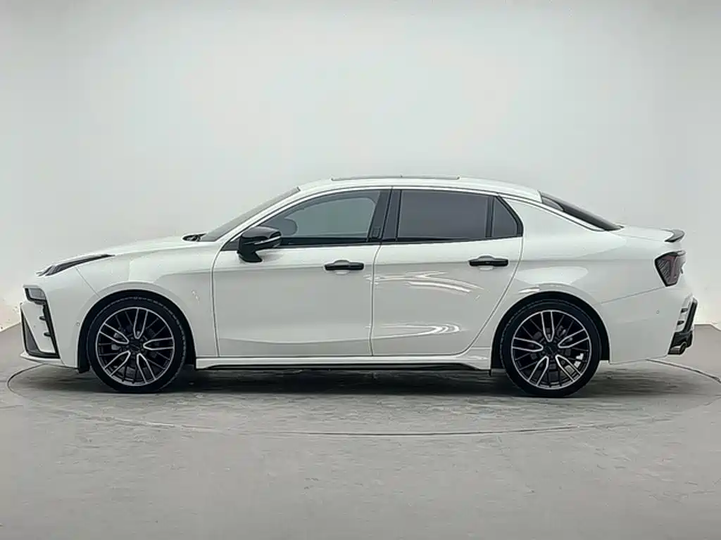 Lynk & Co 03 — миниатюра 2
