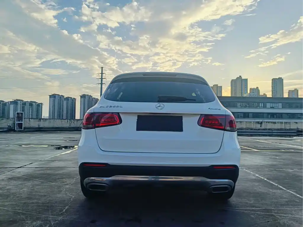 Mercedes-Benz GLA — миниатюра 8