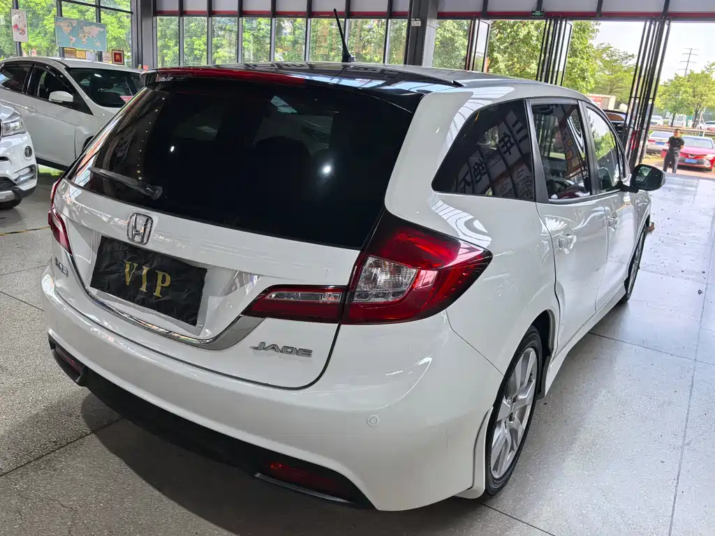 Honda Jade — миниатюра 5