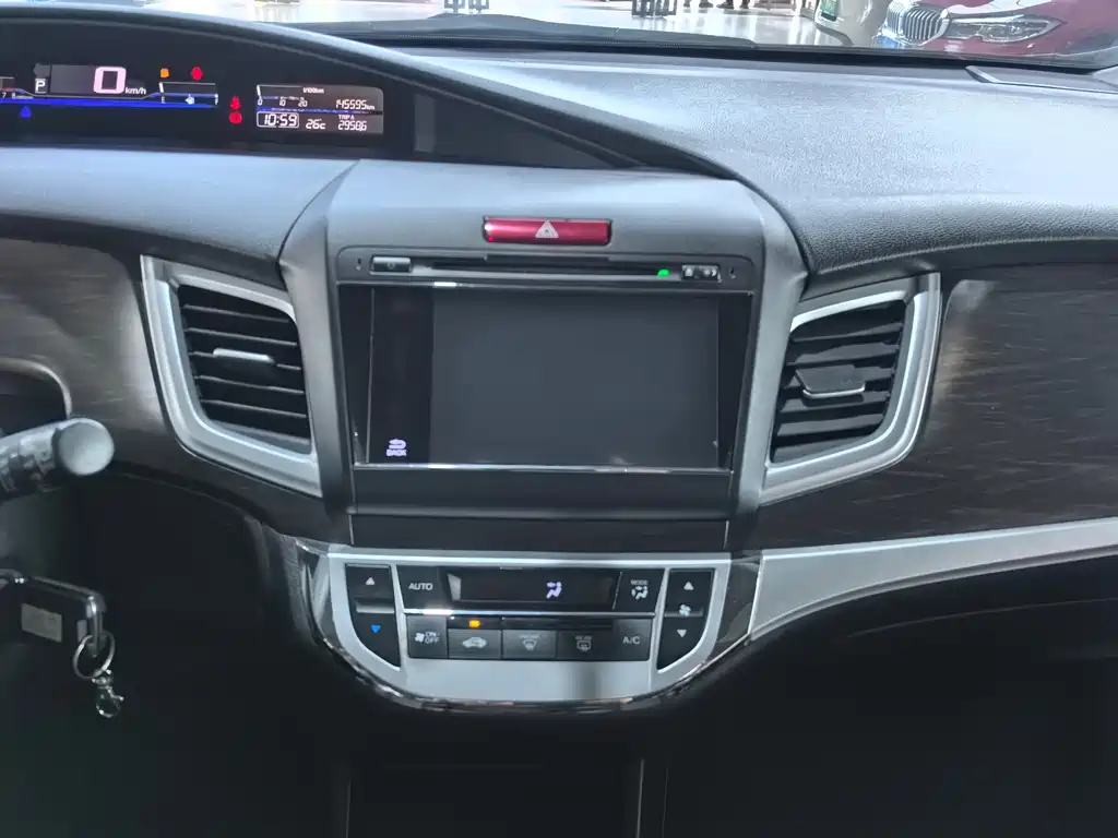 Honda Jade — миниатюра 13