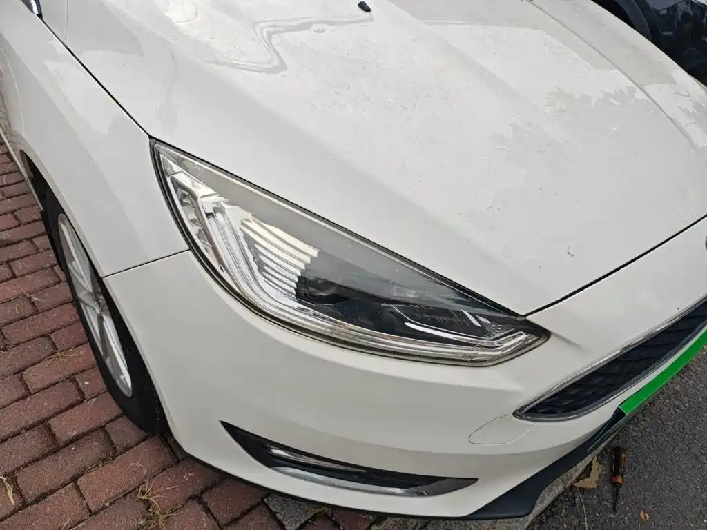 Ford Focus — миниатюра 7