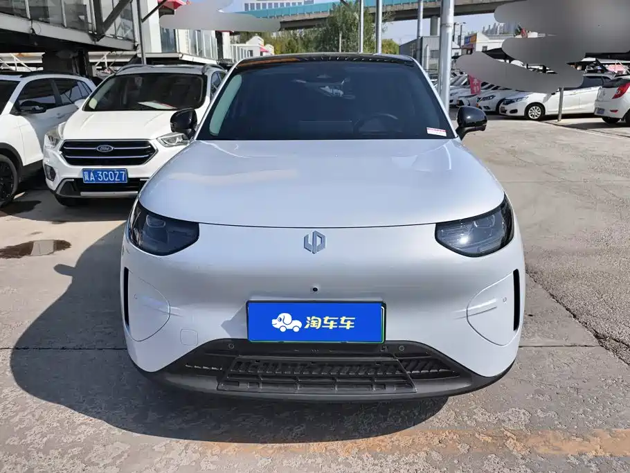 Leapmotor Leapmotor A10 — миниатюра 2