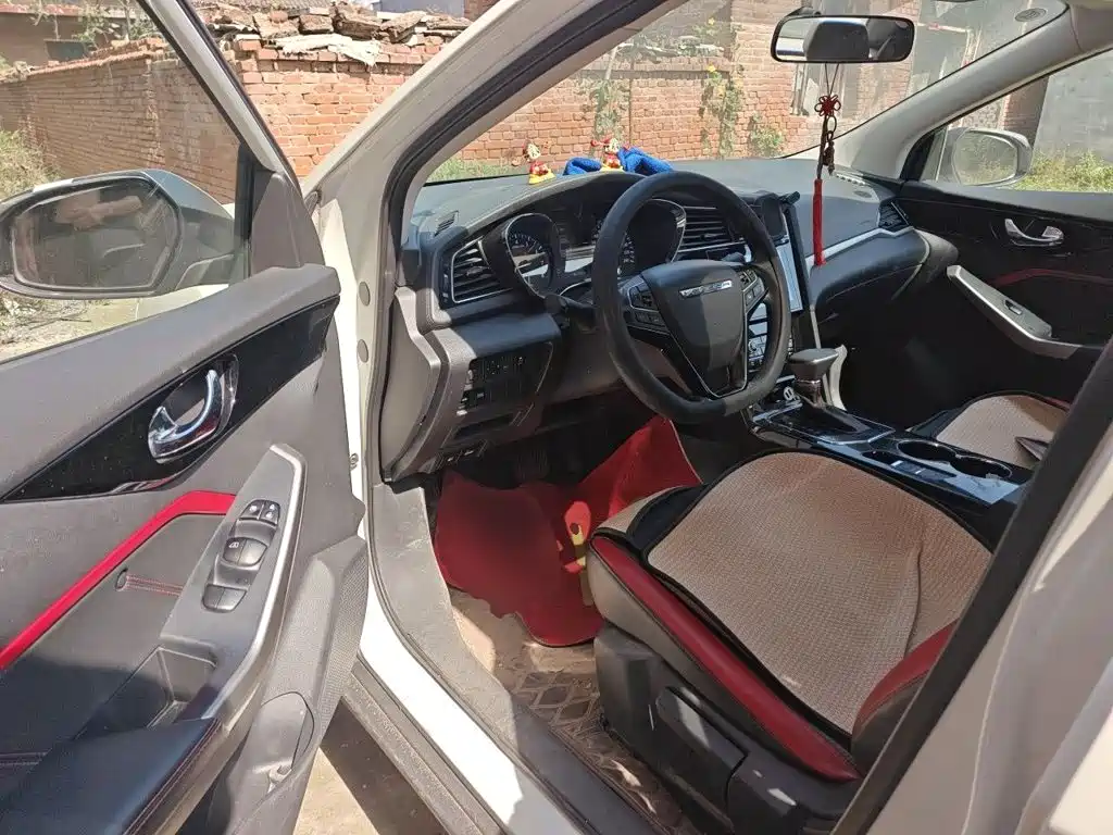 Venucia D60 — миниатюра 12