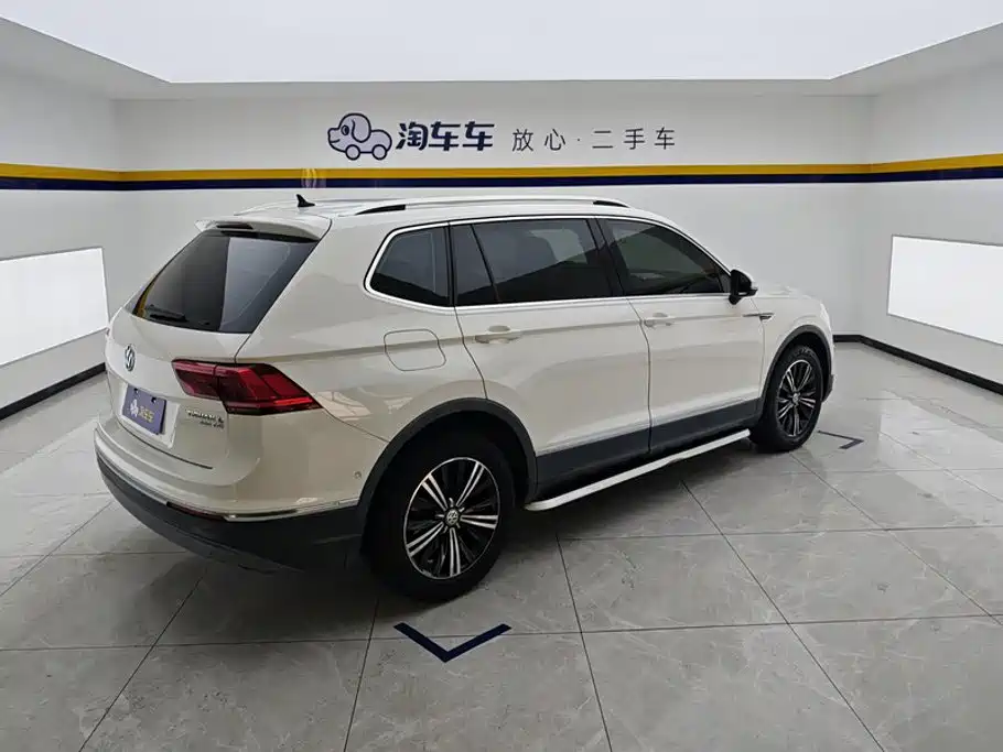 Volkswagen Tiguan L — миниатюра 3