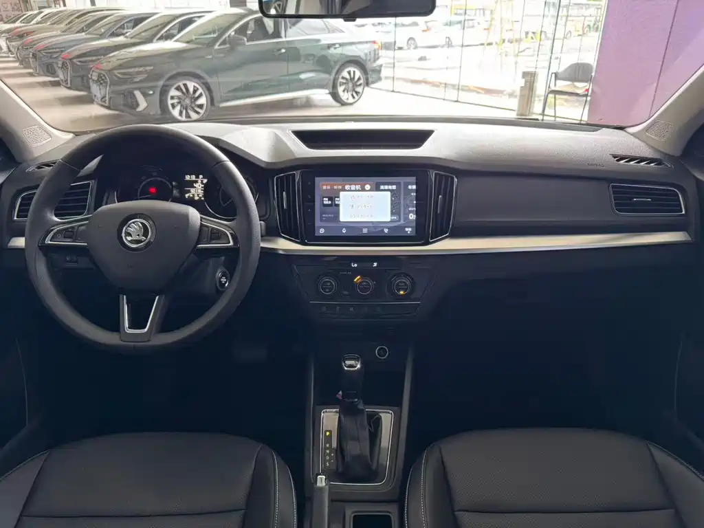 Skoda Kamiq — миниатюра 14