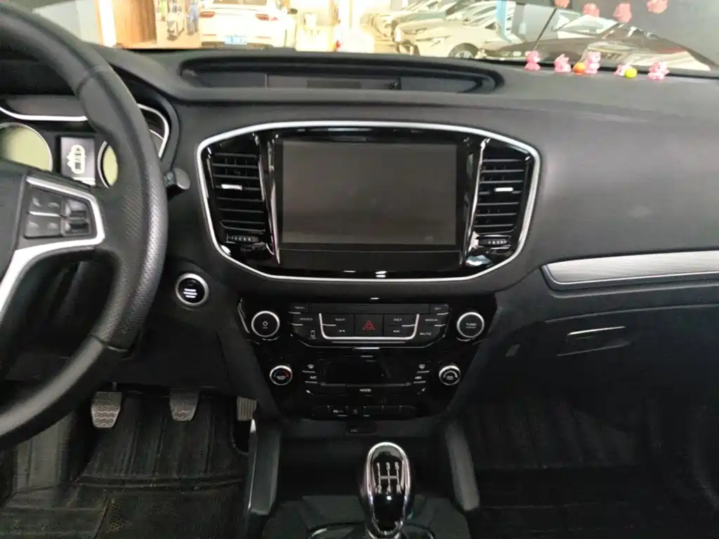 Geely Vision X6 — миниатюра 13