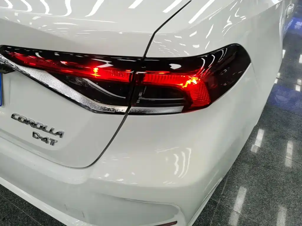 Toyota Corolla — миниатюра 8