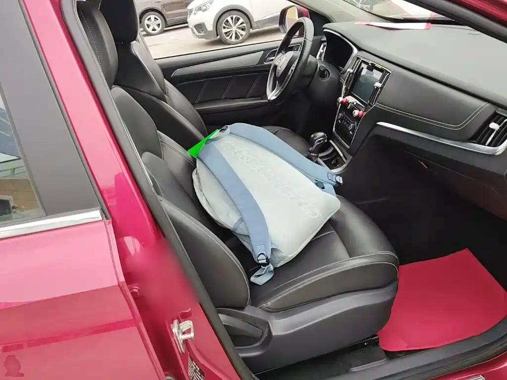 Roewe RX5 — миниатюра 20