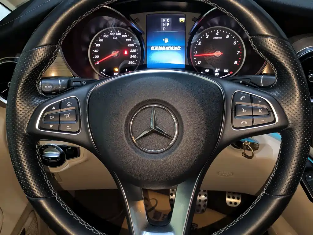 Mercedes-Benz V-Class — миниатюра 6