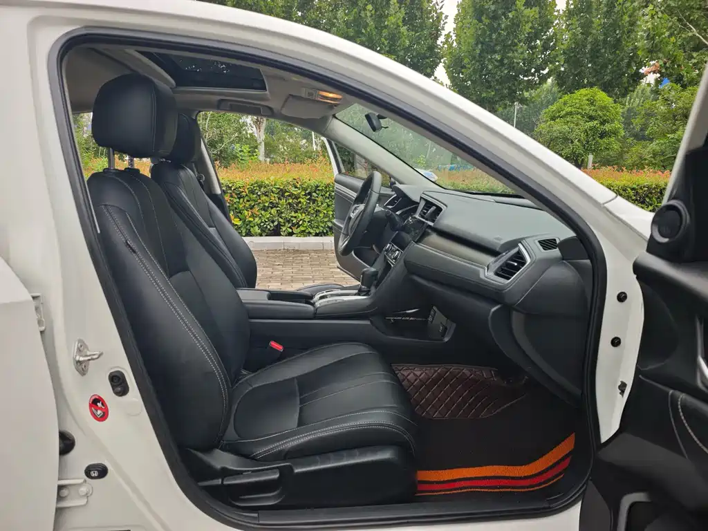 Honda Civic — миниатюра 5