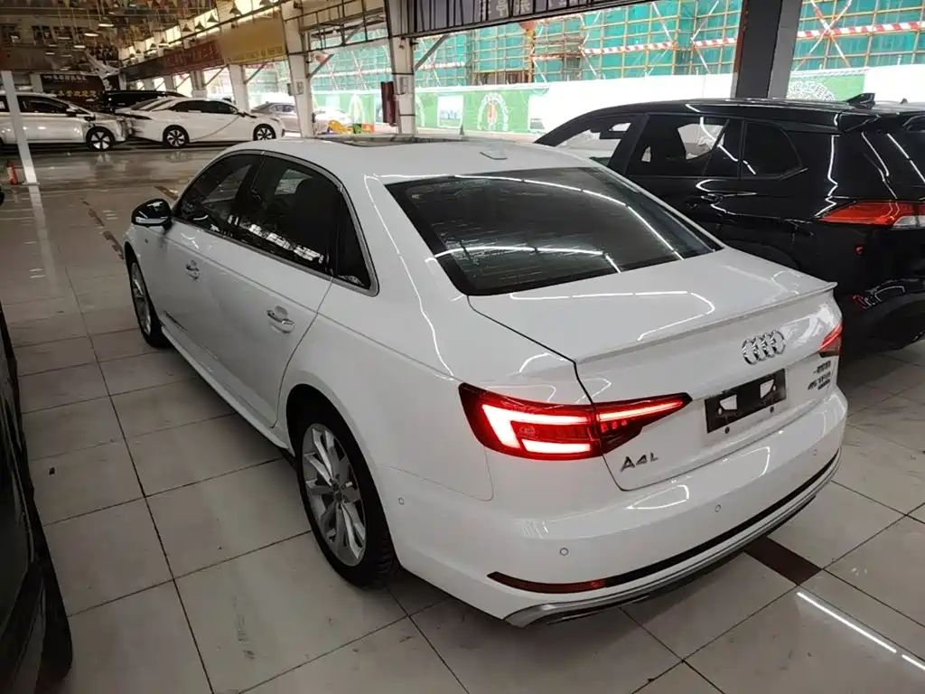 Audi A4L — миниатюра 5