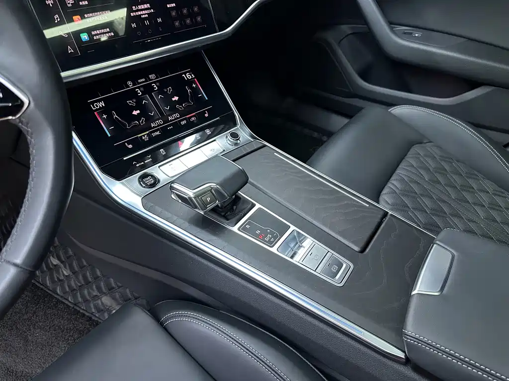 Audi A6L — миниатюра 11
