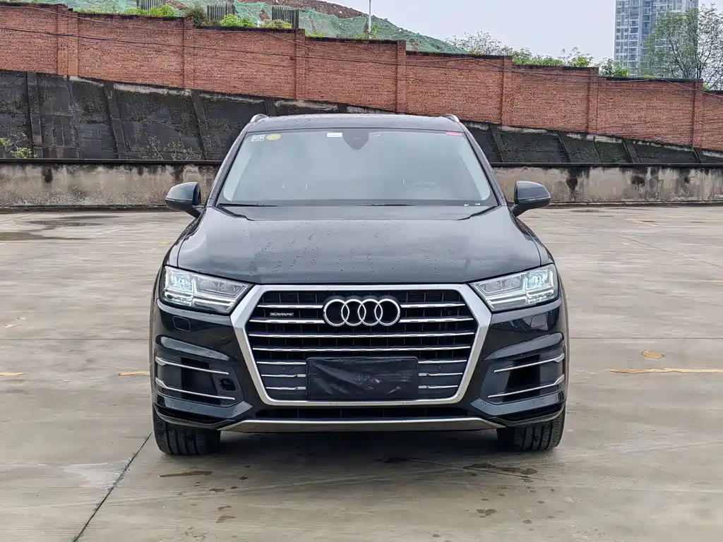 Audi Q7 — миниатюра 2