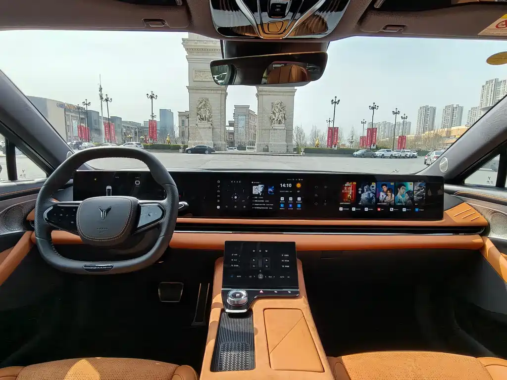 Voyah Passion 2024 PHEV Flagship