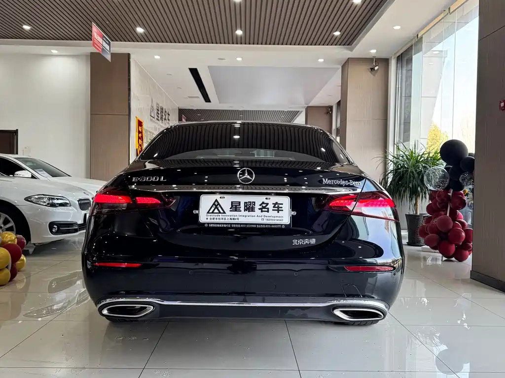 MERCEDES-BENZ E CLASS