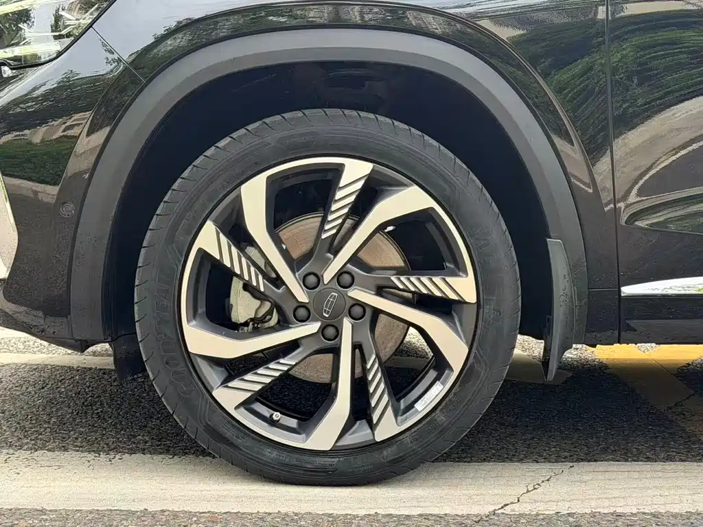Geely Xingyue L — миниатюра 5