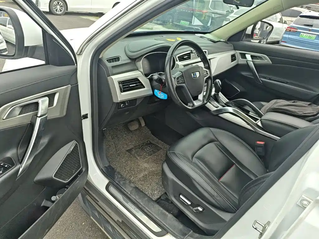 Geely Boyue — миниатюра 16