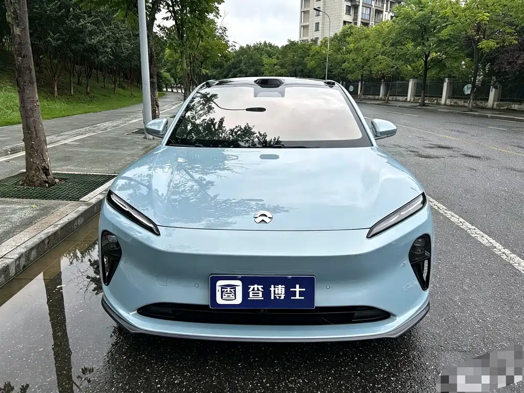 NIO ET5T — миниатюра 2