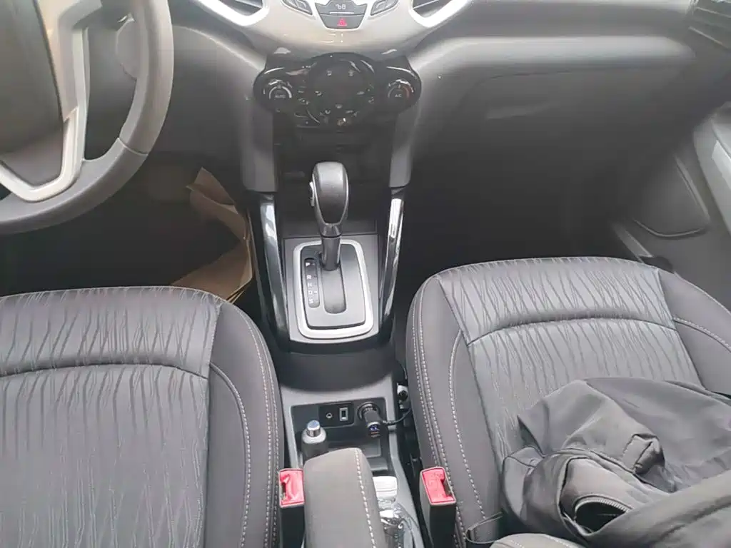 Ford Ecosport — миниатюра 14